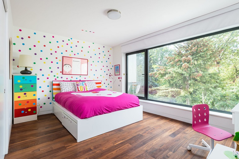 kid room with luxury vinyl tile flooring