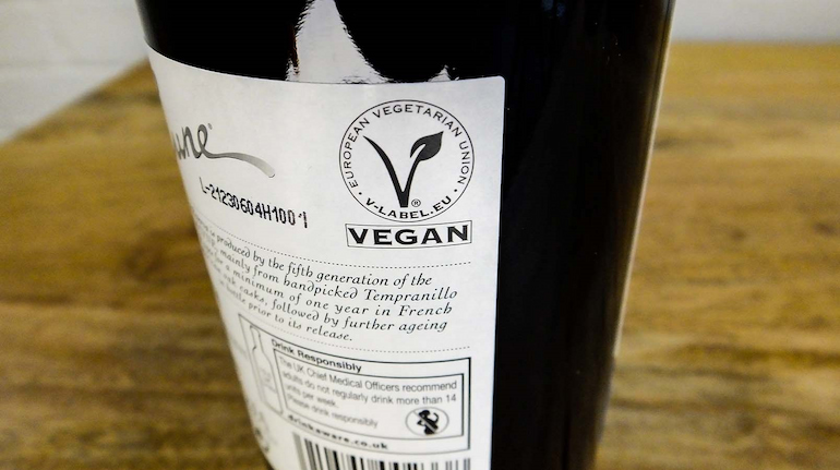 vegan-red-wine